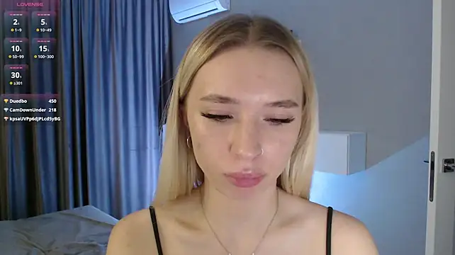 دردشة Emily_Hartt الجنسية المباشرة