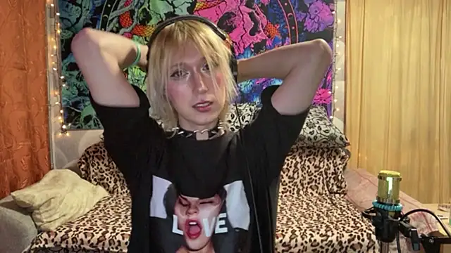 Reboot_F5's Webcam Show