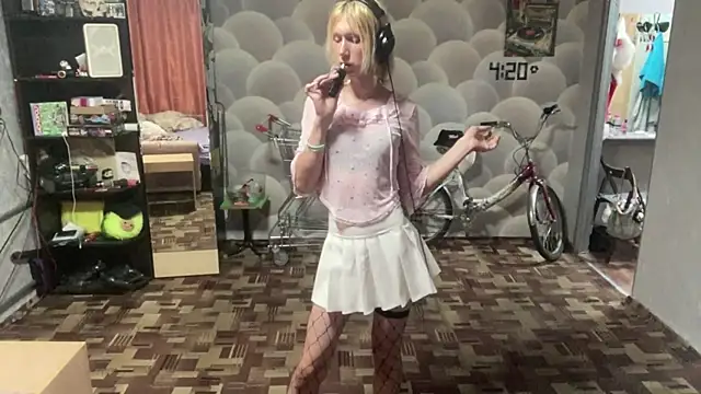 Reboot_F5: вебкам-шоу