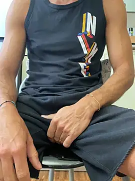 maxibonfun Show in webcam