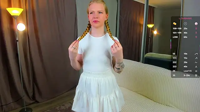 pestiyilinet Chat XXX live