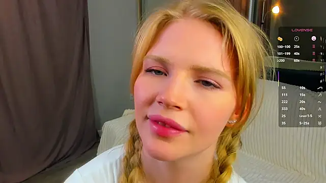 pestiyilinet webcam show