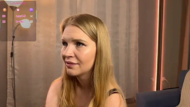 pestiyilinet's Live XXX Chat