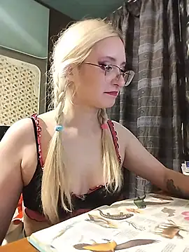 Evelyn_Harris' Live XXX Chat