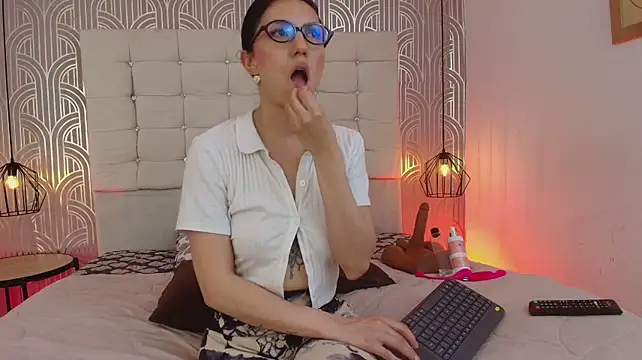 Ariana_CellFg Chat XXX live