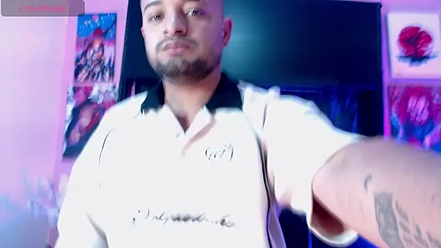 Show modela Aaron_Castro na web-kameri