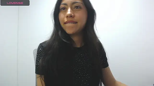 TIFFANNY_KER_M's Webcam Show