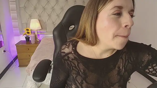 Вебкам-шоу Emely_CaroFg