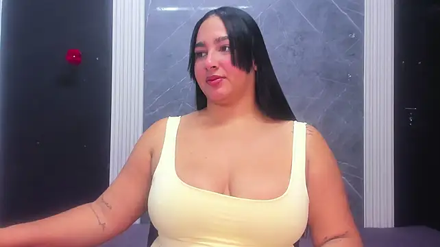 _Astrid_queen Chat XXX in diretta