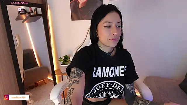 Vale_cortez Adlı Modelin Canlı XXX Sohbeti