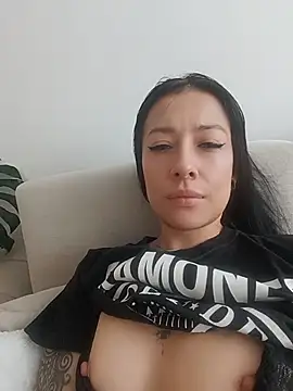 Vale_cortez 即時 XXX 聊天