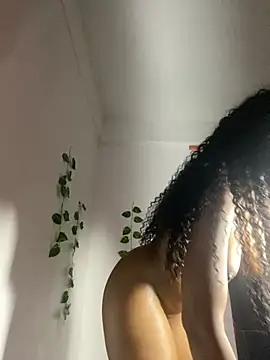 Ashlleiigh Chat XXX in diretta
