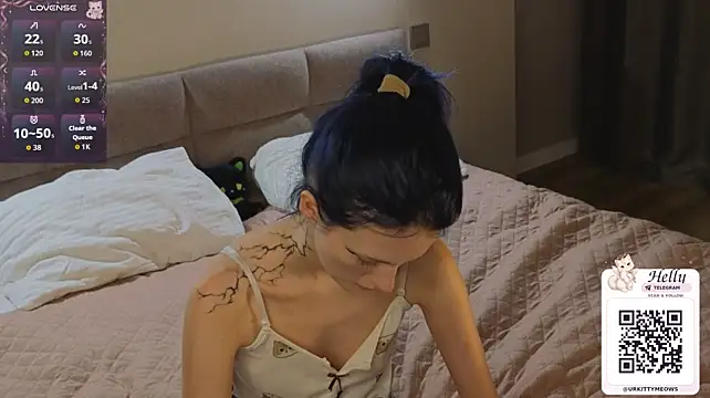 helly_hoff's Webcam Show