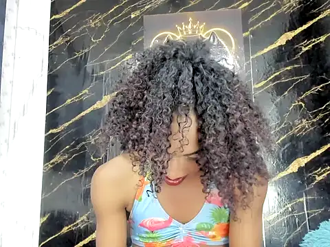 Bella_trans19's Webcam Show