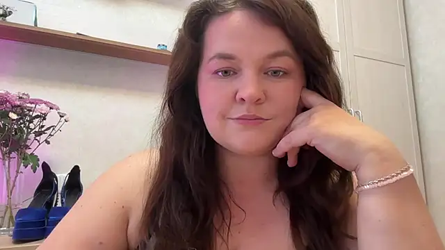 Fluffy_Puffy Webcam show