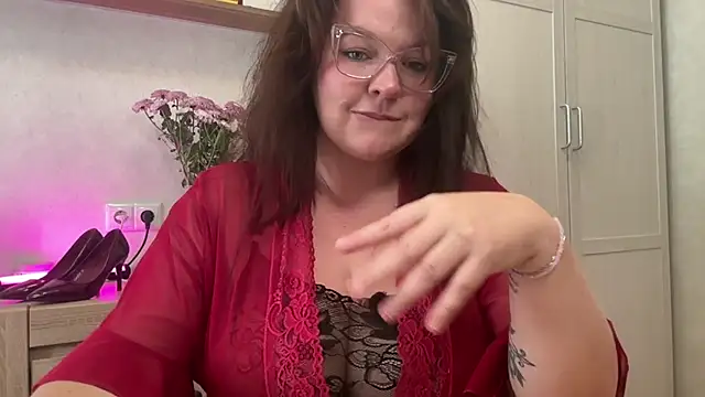 Fluffy_Puffy's Live XXX Chat