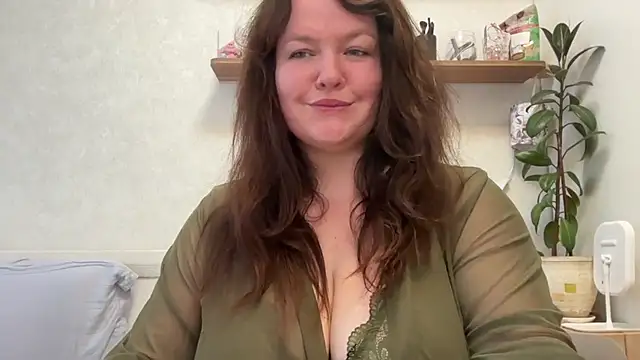 دردشة Fluffy_Puffy الجنسية المباشرة