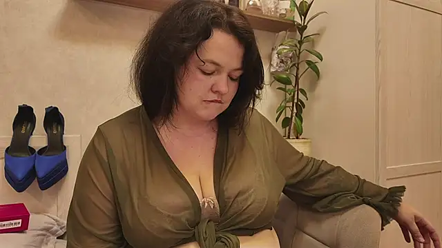 Fluffy_Puffy Chat XXX in diretta