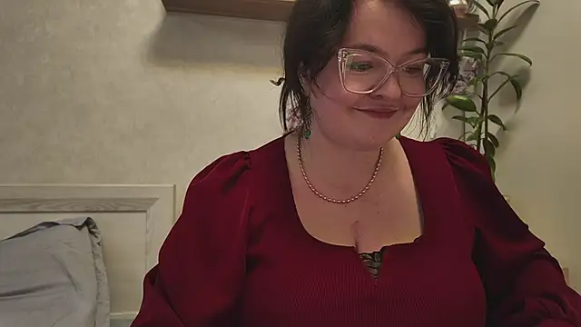 دردشة Fluffy_Puffy الجنسية المباشرة