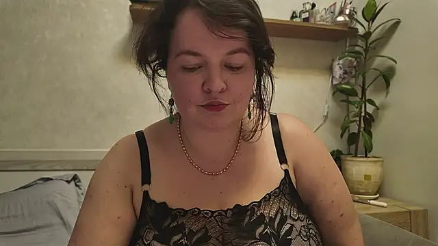 Fluffy_Puffy লাইভ XXX চ্যাট