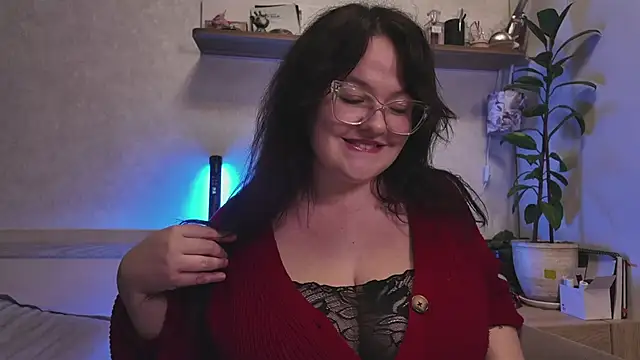 دردشة Fluffy_Puffy الجنسية المباشرة