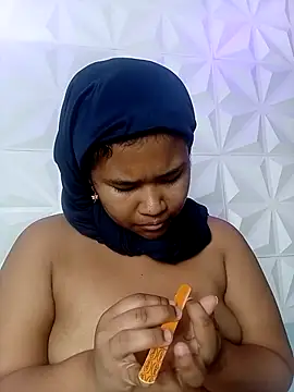 DALILAA_CURVY Шоу с уебкамера