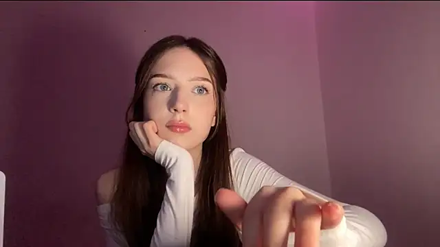 Chat +18 de RigaGirl217 ao vivo