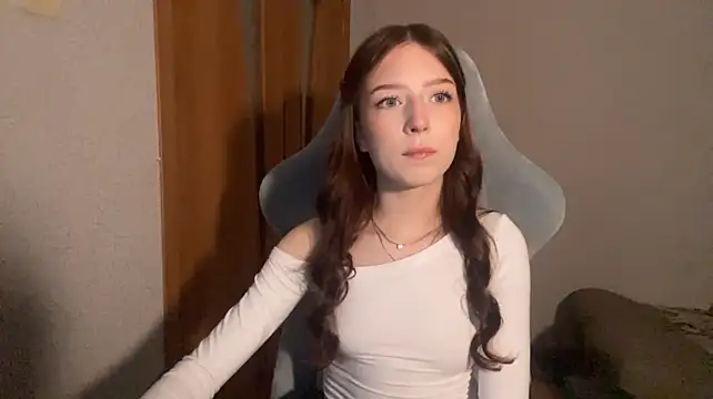 Chat +18 de RigaGirl217 ao vivo