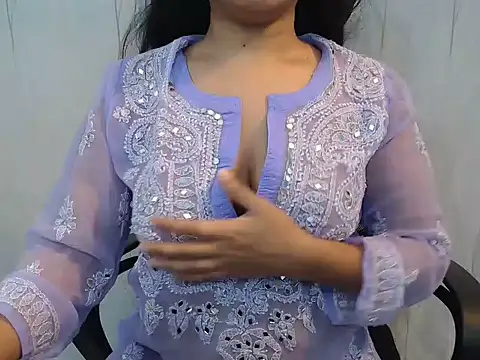دردشة naughty_stripqueen الجنسية المباشرة