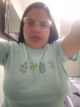 Show modela BethaXXX na web-kameri