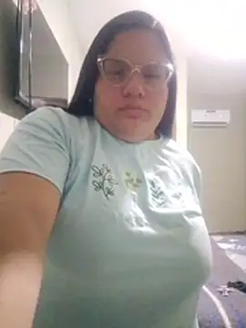 BethaXXX webcam show