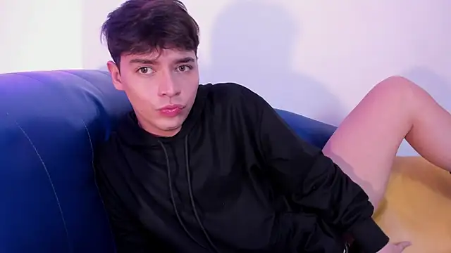 Santiicum webcam show
