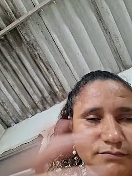 Mature--Mommy's Live XXX Chat