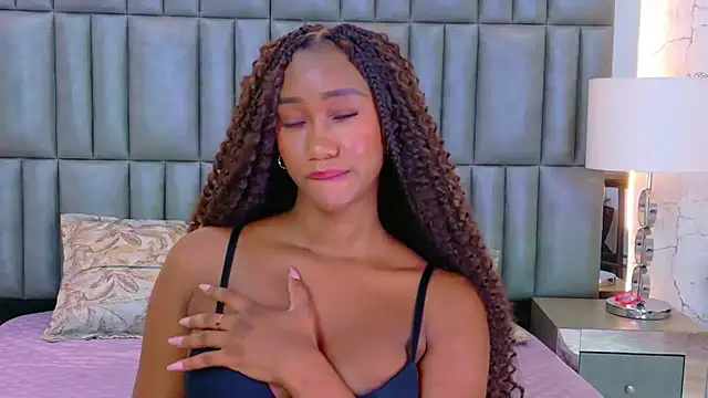 TylaWest's Webcam Show