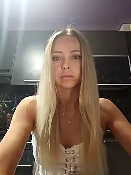 Show modela GhostLily1 na web-kameri