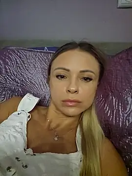 GhostLily1 – webcam-show
