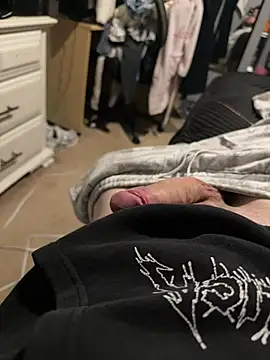 Bradgetshard2 Show in webcam