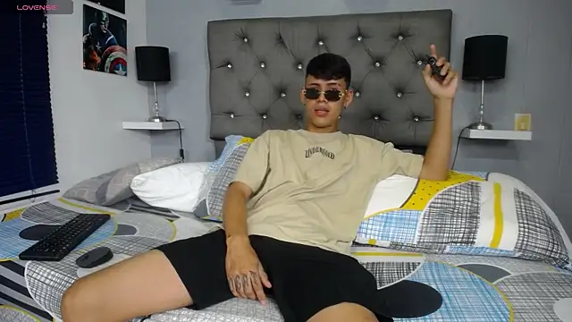 asbeel_grygory_ Show in webcam