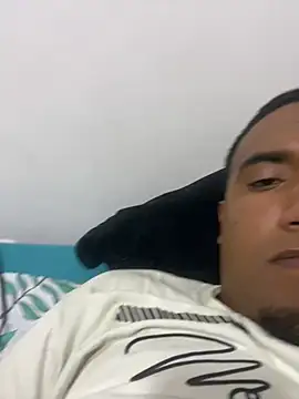 Show modela mkarlosmodelos na web-kameri