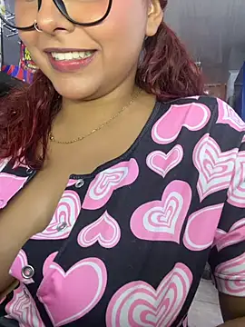 Chatroom XXX en direct de Cherry_rousse