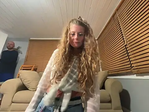 punishedpage Show in webcam