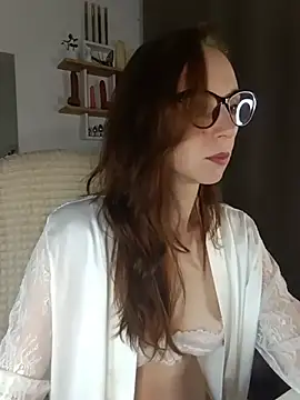 Eileen_Hart Show in webcam