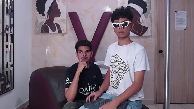LOVE_KING1's Webcam Show