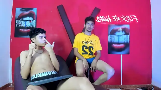 הופעת וובקאם של LOVE_KING1