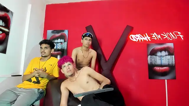 LOVE_KING1's Webcam Show