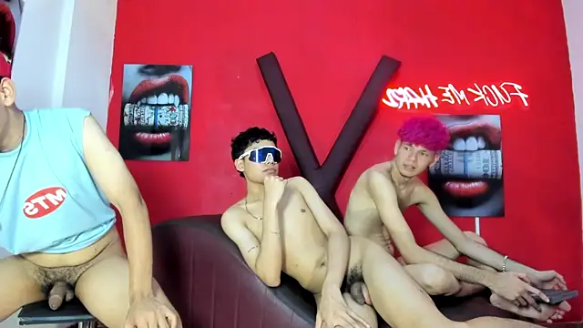LOVE_KING1's Webcam Show