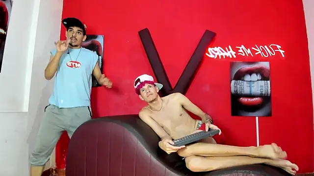 LOVE_KING1n Webbikameraesitys