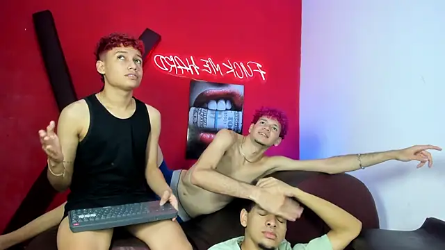 LOVE_KING1 Adlı Modelin Web Kamerası Şovu