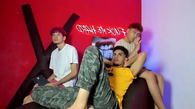 Pokazy przed kamerką – LOVE_KING1