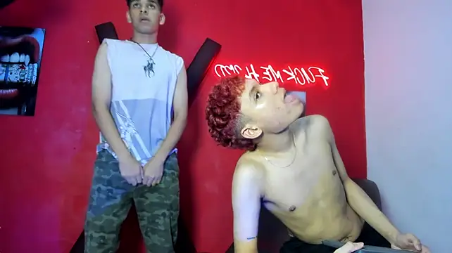 LOVE_KING1's Webcam Show